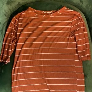 Casual 3/4 length top